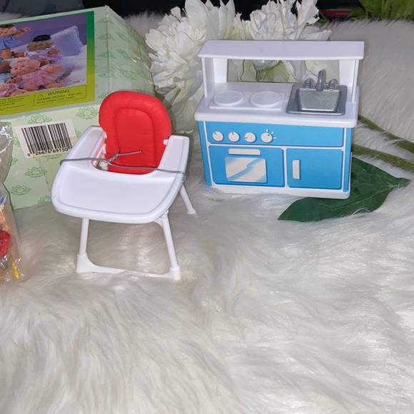 1997 Cabbage Patch Kids Collectible Feeding Playset 4” Doll High Chair Stove - Picture 8 of 12